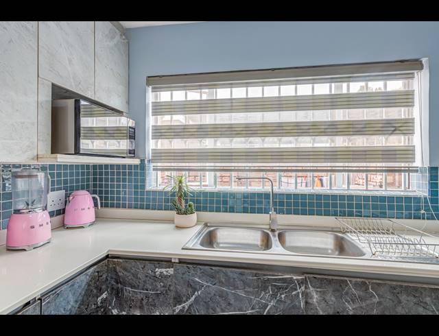 2 BEDROOM TOWNHOUSE FOR SALE IN SUNDOWNER